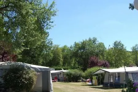 Bungalow Camping Les Tourterelles Appartement *